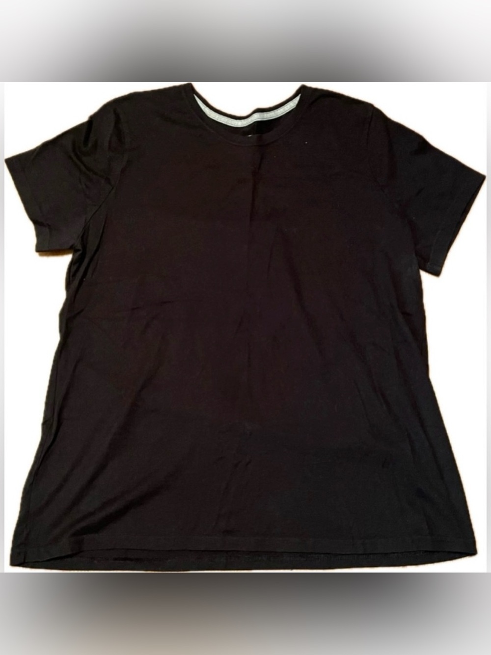 Time and Tru black short sleeve shirt. Size XXL (20)